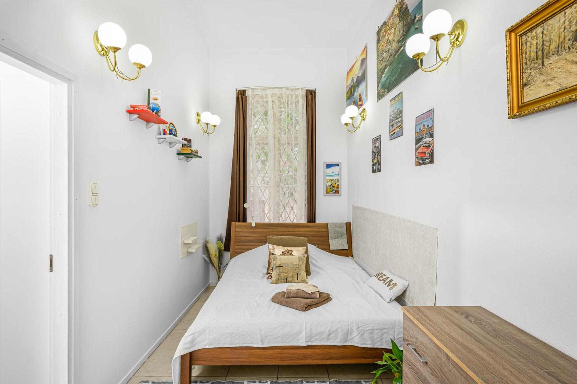 Urania, Budapest